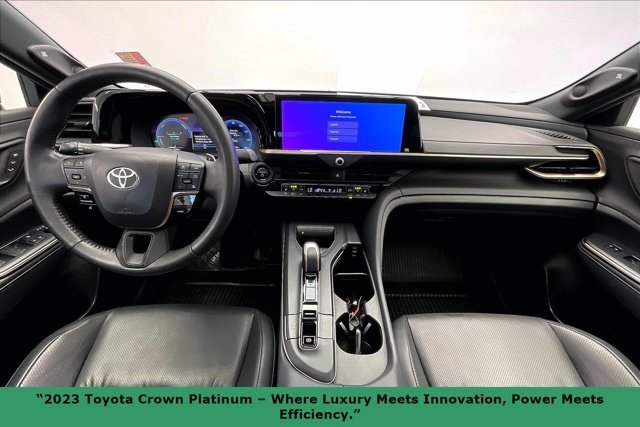 Used 2023 Toyota Crown Platinum image 15