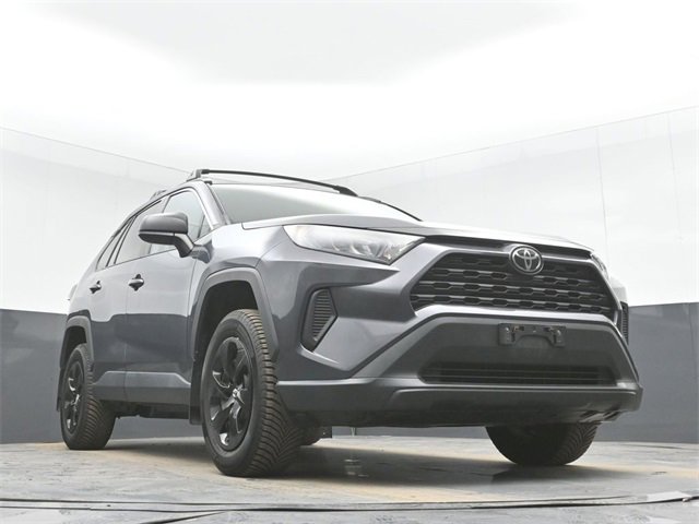 Used 2021 Toyota RAV4 LE image 40