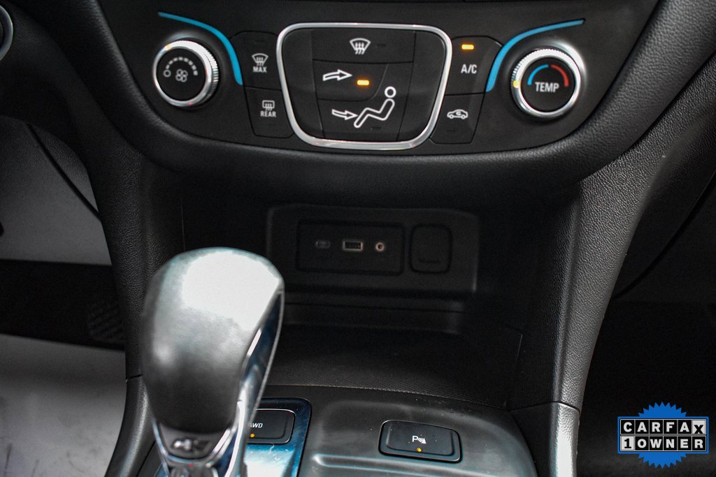 Used 2022 Chevrolet Equinox LT image 38