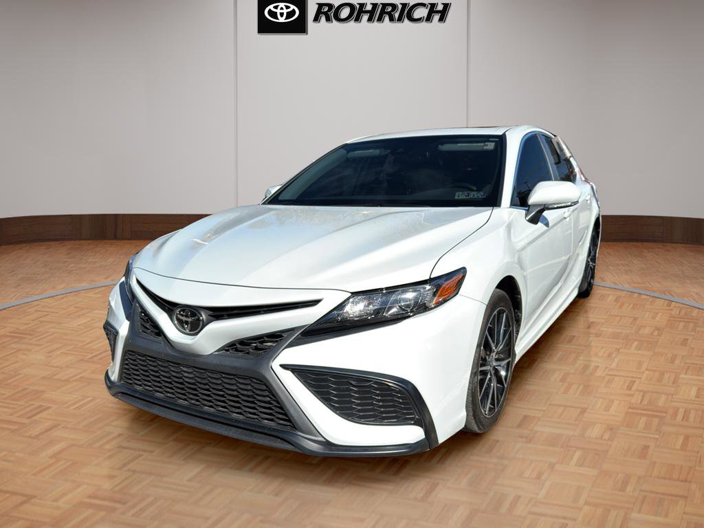 Used 2023 Toyota Camry SE