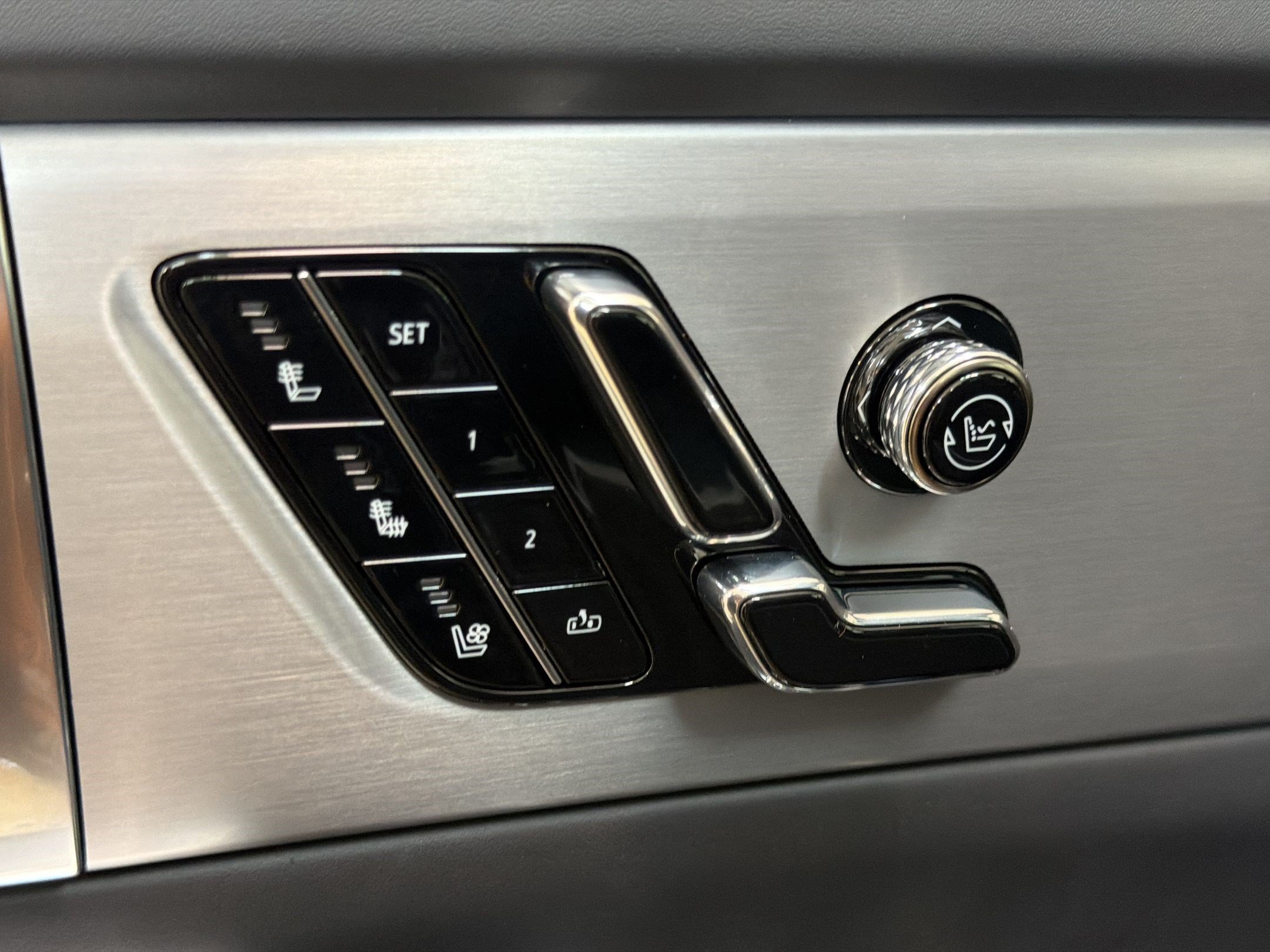 New 2027 Cadillac Vistiq Sport AWD/4WD image 19