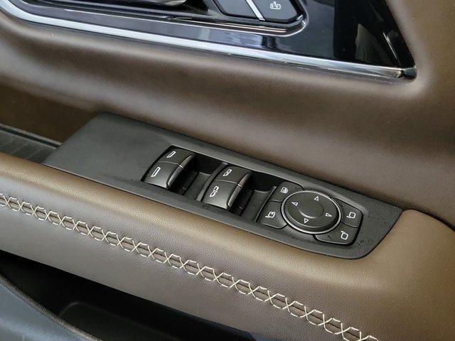 Used 2025 GMC Yukon Denali Ultimate w/ LPO, Floor Liner Package AWD/4WD image 20