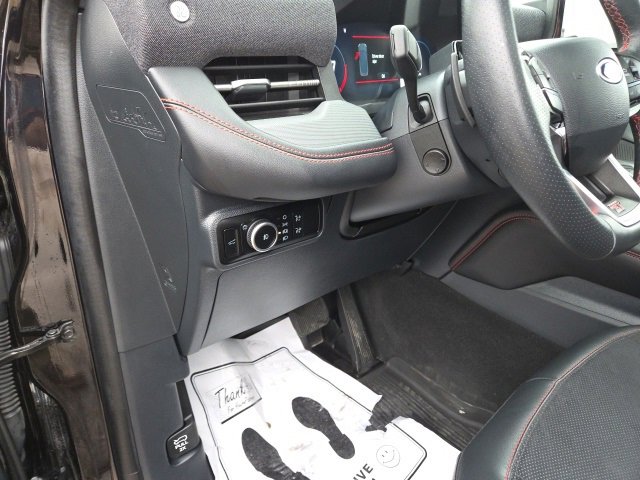 Certified 2025 Ford Explorer ST image 27