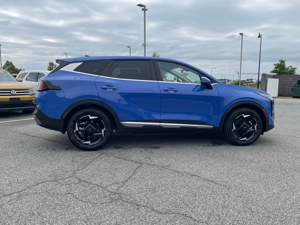 New 2026 Kia Sportage EX image 9