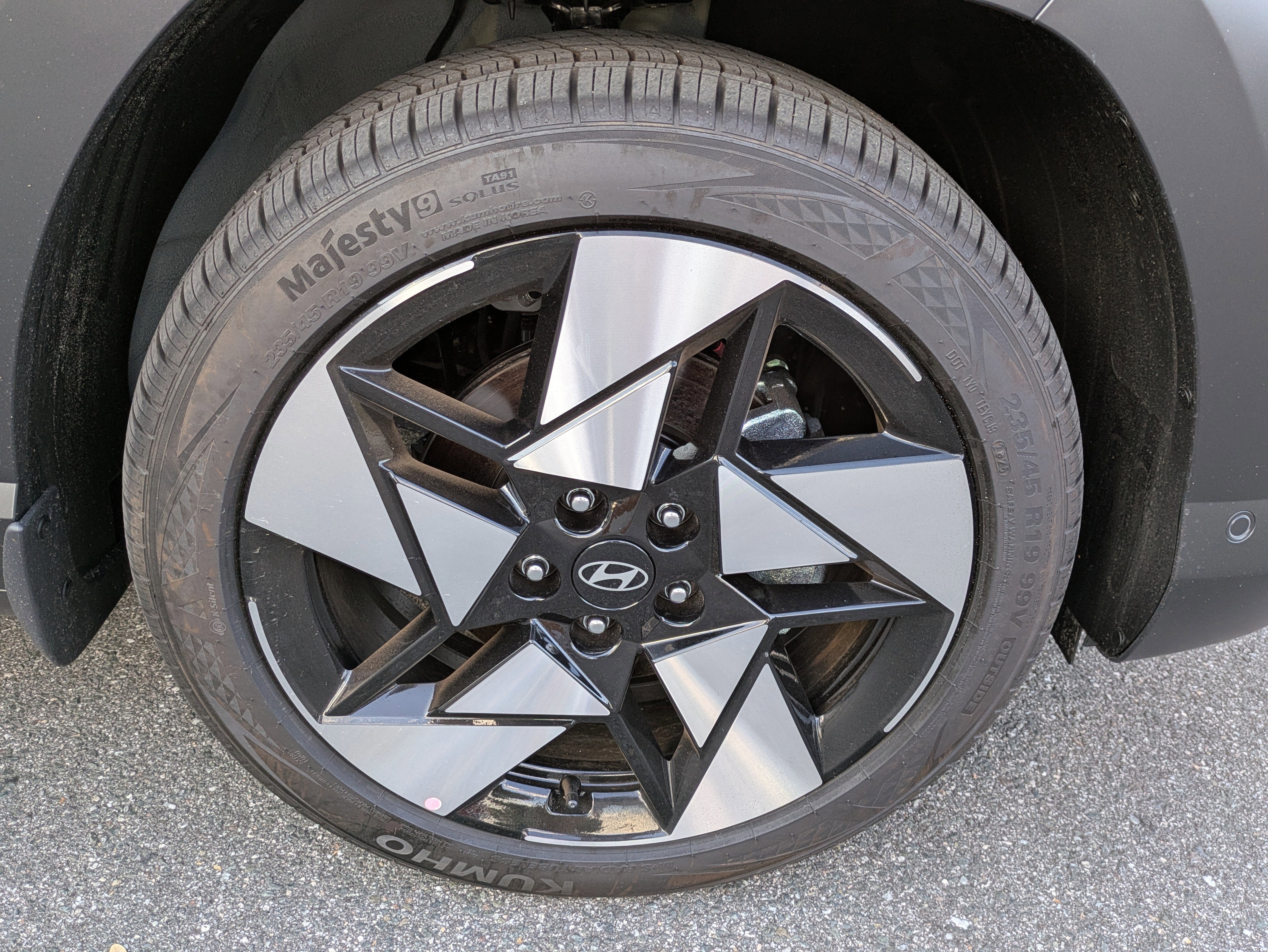 New 2026 Hyundai Kona Limited image 14