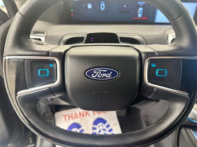 Certified 2025 Ford Expedition Platinum image 40