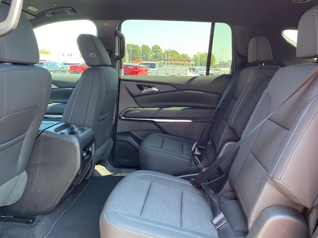 New 2026 Chevrolet Traverse LT w/ Driver Confidence Package image 20