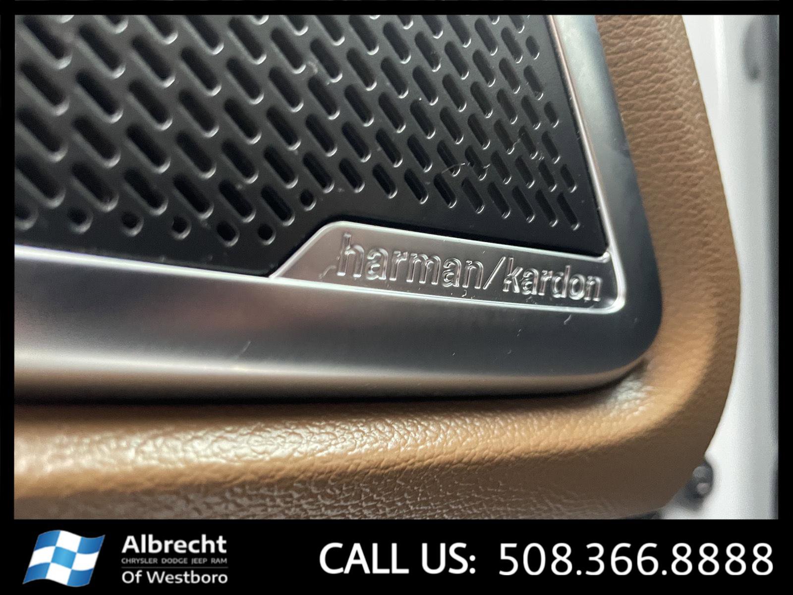 Used 2022 Kia Telluride SX w/ SX Prestige Package image 31