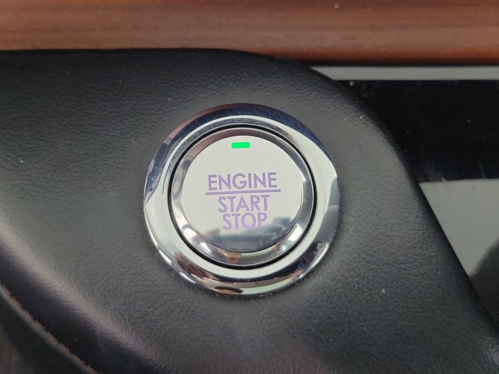 Used 2021 Lincoln Aviator Reserve w/ Equipment Group 202A AWD/4WD image 29