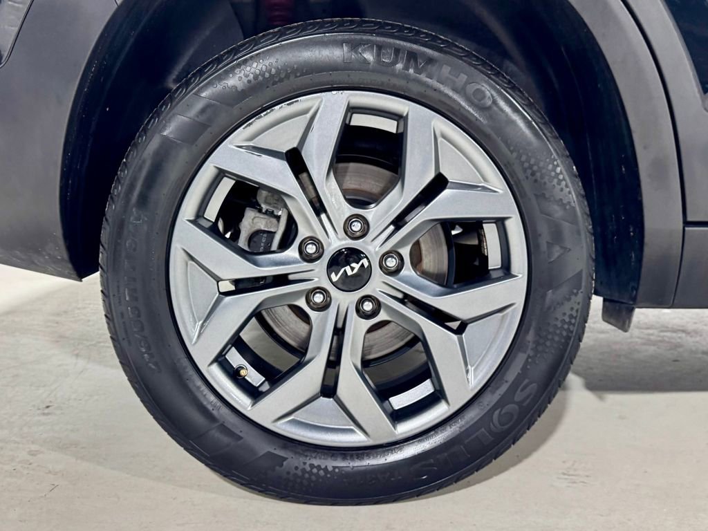 Used 2024 Kia Seltos LX image 33