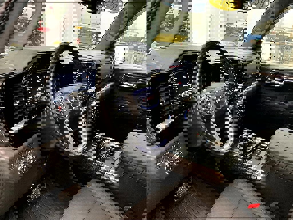 Used 2023 GMC Sierra 1500 Elevation AWD/4WD image 8