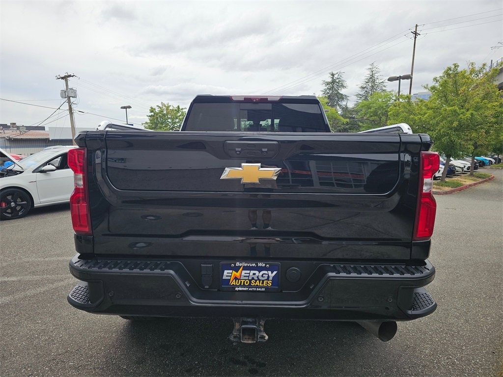 Used 2022 Chevrolet Silverado 2500 High Country w/ Z71 Off-Road Package image 6