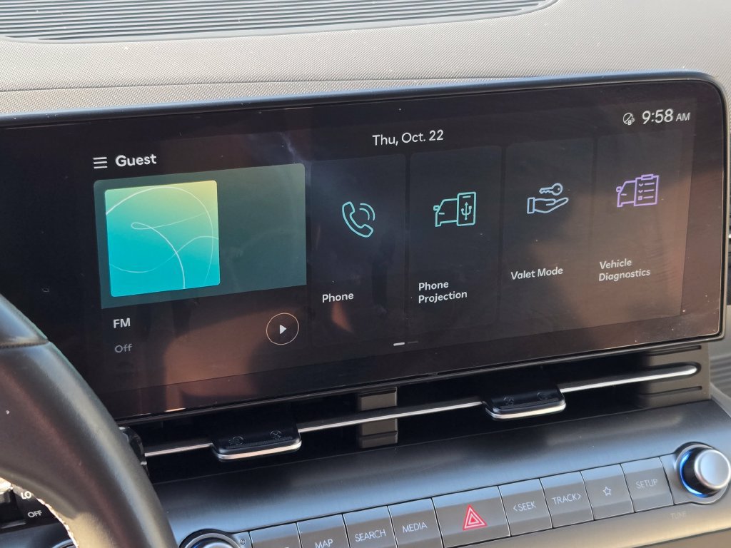 Used 2024 Hyundai Kona SEL FWD image 34