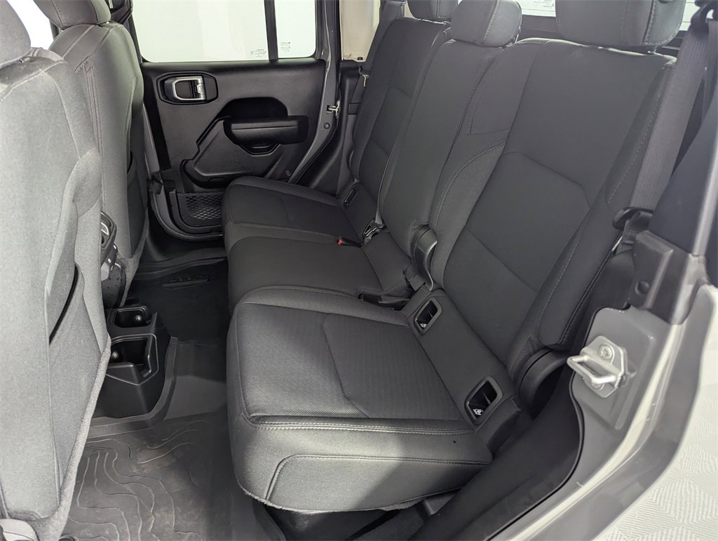 Used 2022 Jeep Gladiator Sport image 29