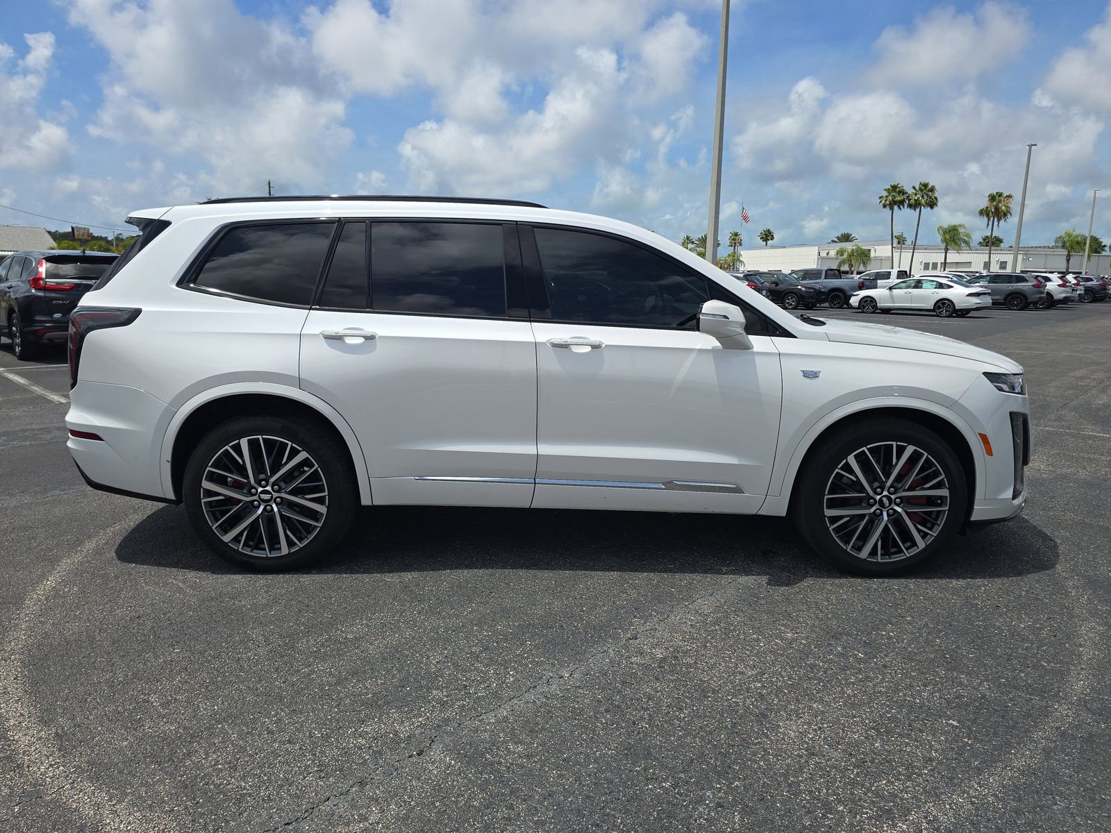 Used 2024 Cadillac XT6 Sport AWD/4WD image 3