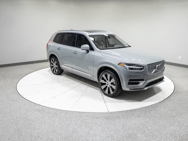 Used 2025 Volvo XC90 B6 Plus w/ Protection Package Premier AWD/4WD image 32