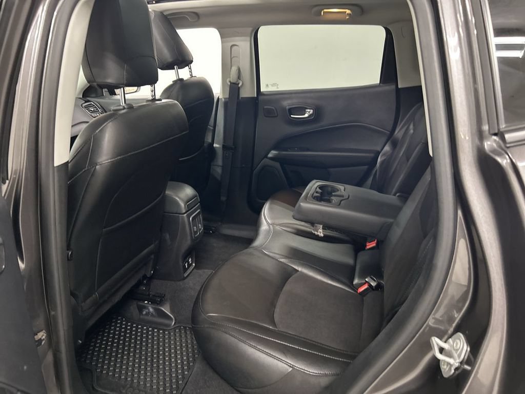 Used 2021 Jeep Compass Latitude w/ Sun and Sound Group AWD/4WD image 20