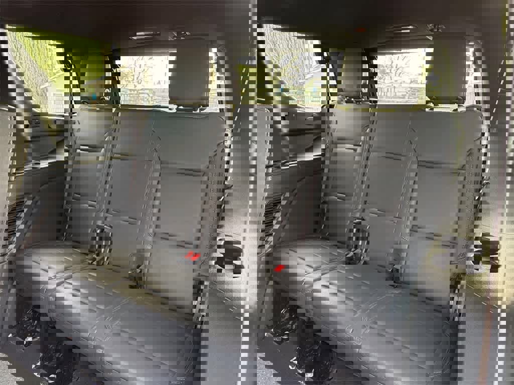 Used 2023 Chevrolet Tahoe LT image 30