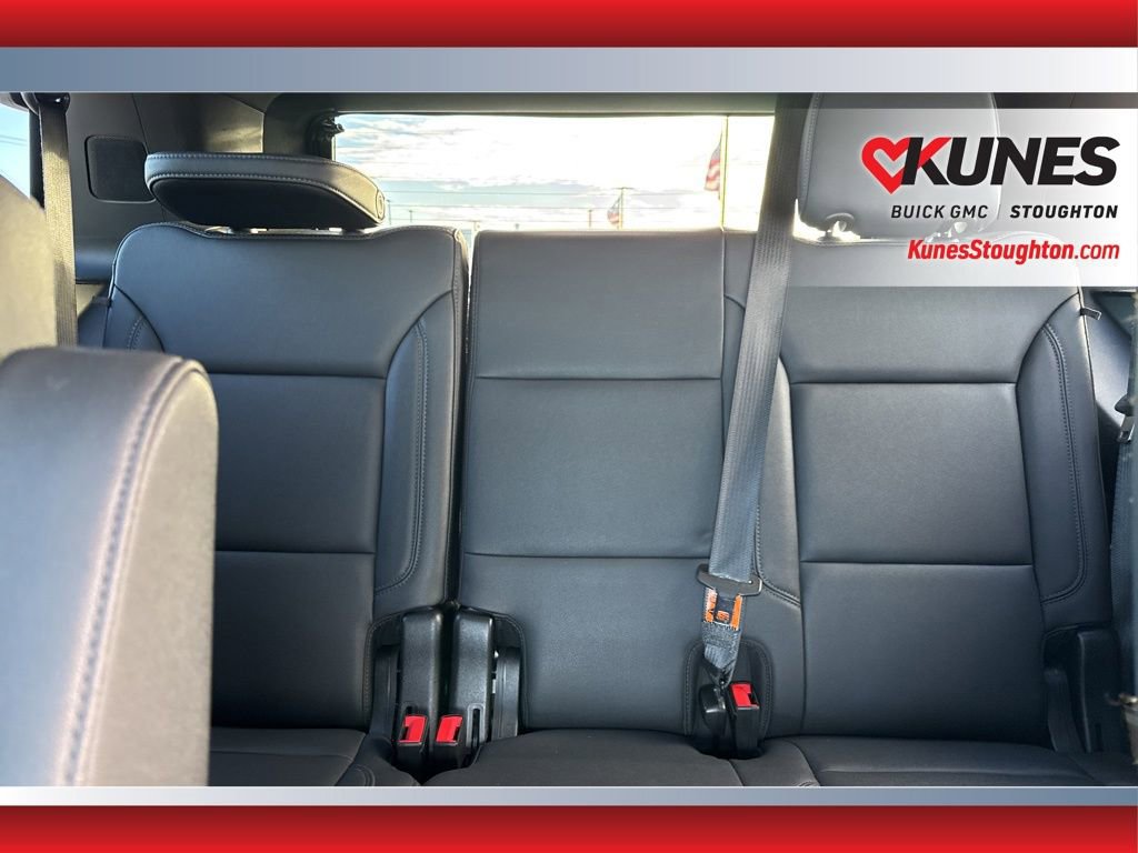 Used 2022 Chevrolet Tahoe Z71 w/ Luxury Package image 35