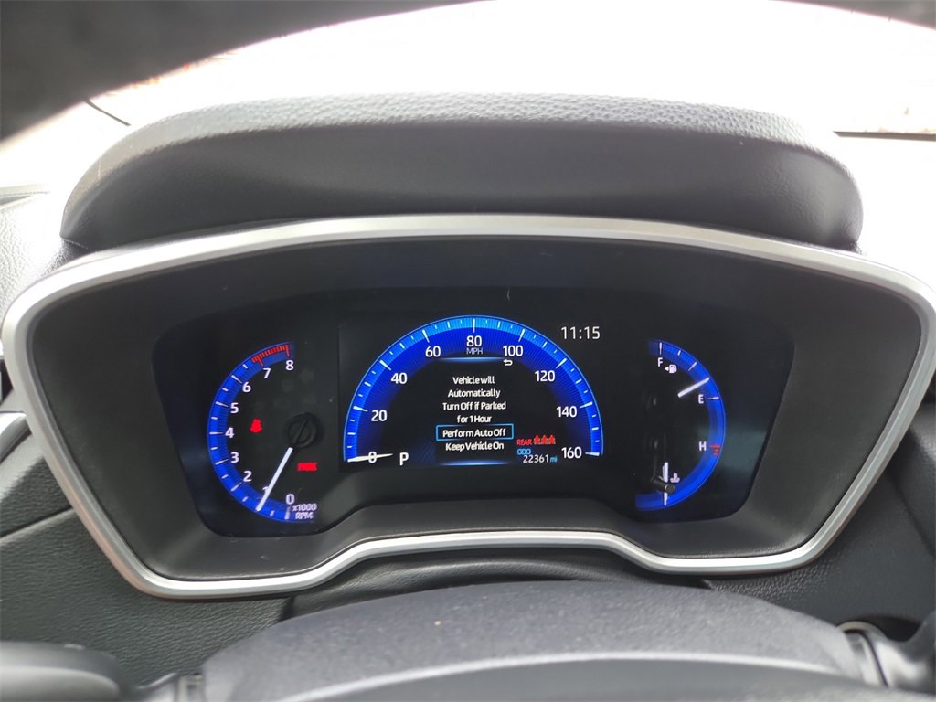 Used 2022 Toyota Corolla Cross XLE image 18