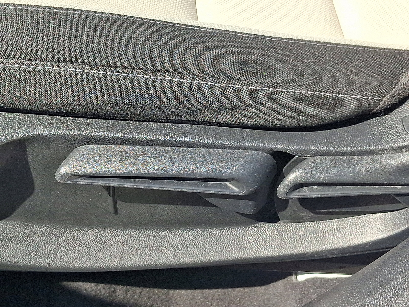 Used 2023 Honda CR-V LX image 26