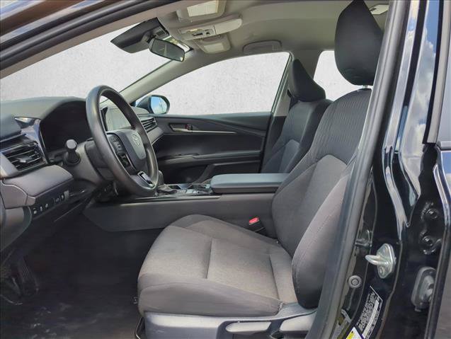 Used 2025 Toyota Camry LE FWD image 15
