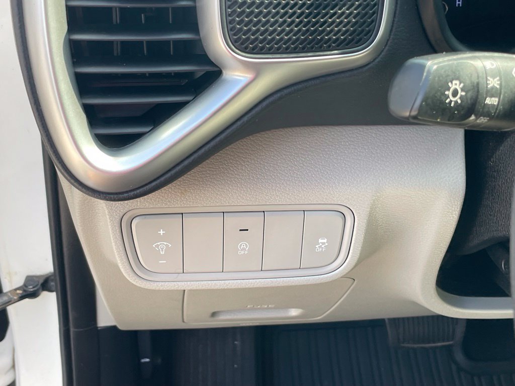 Used 2020 Kia Soul LX FWD image 12