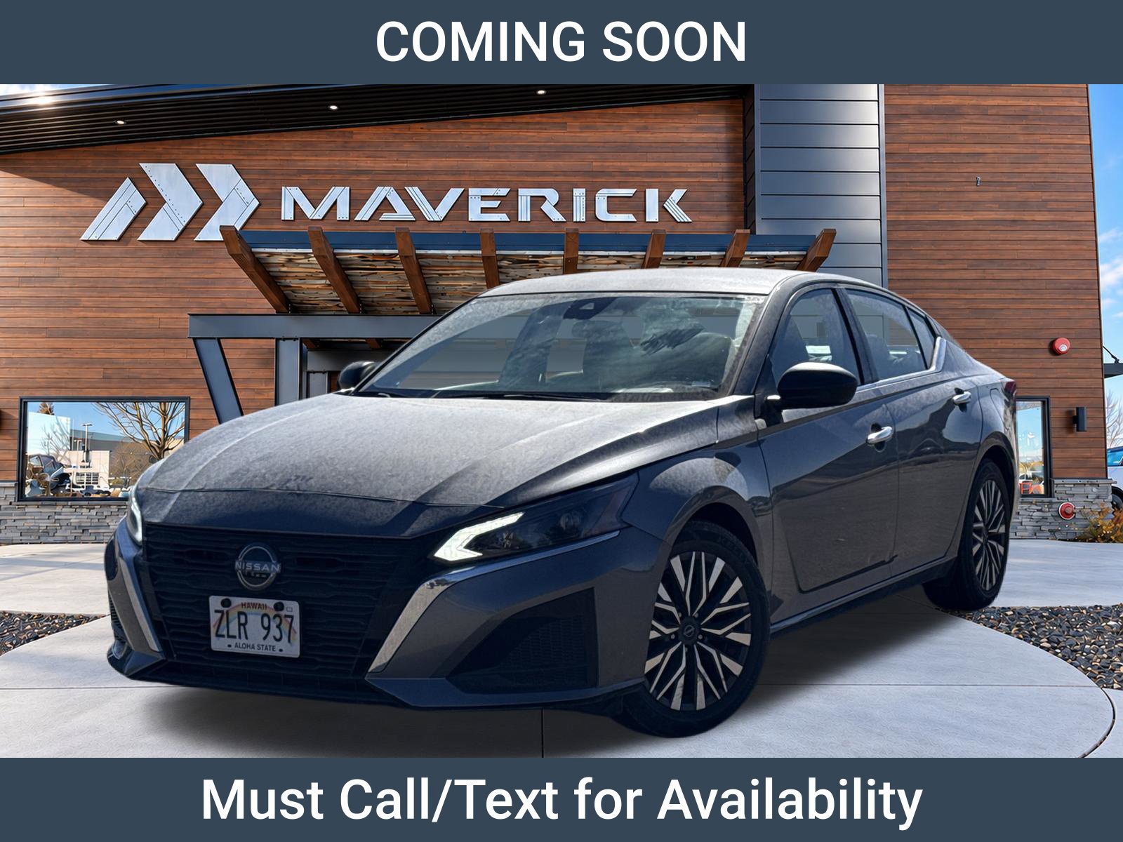 Used 2024 Nissan Altima 2.5 SV FWD image 3