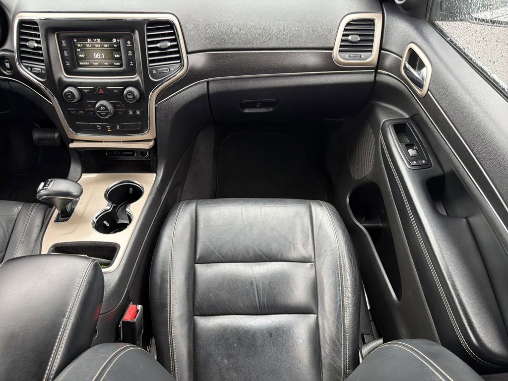 Used 2015 Jeep Grand Cherokee Limited image 17