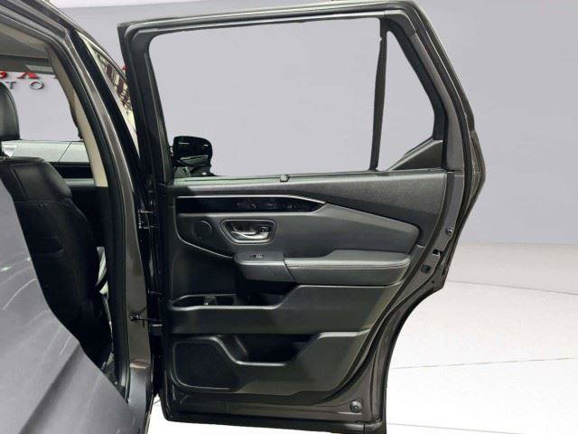 Used 2025 Honda Pilot EX-L image 50