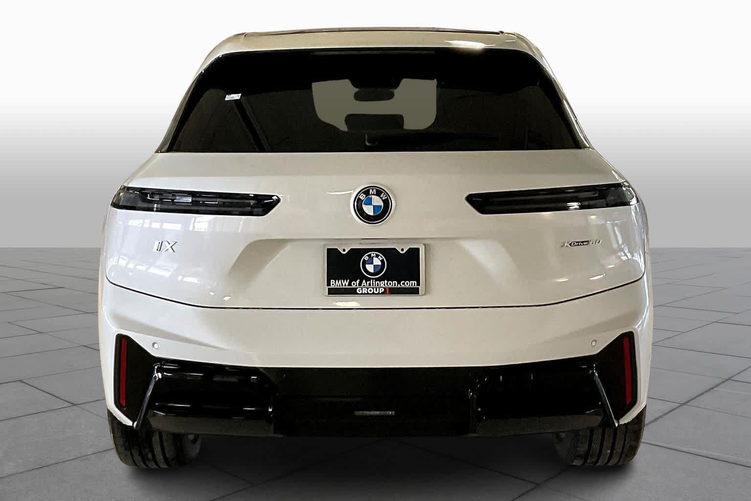 Used 2026 BMW iX xDrive60 w/ M Sport Package AWD/4WD image 4