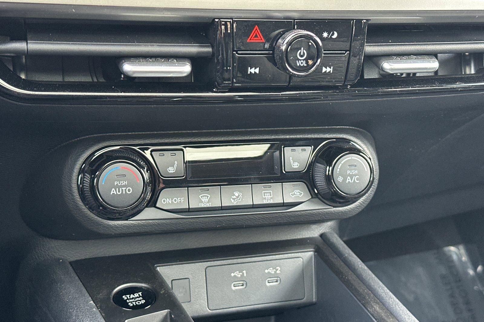 New 2026 Nissan Kicks SV w/ SV Premium Package image 17