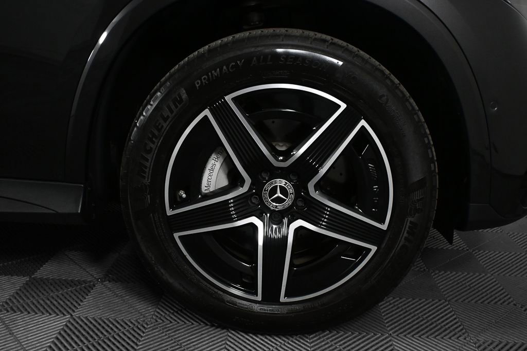 Certified 2024 Mercedes-Benz GLC 300 image 35