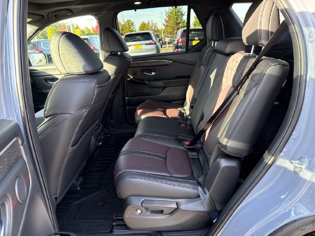 New 2026 Honda Pilot Black Edition image 14