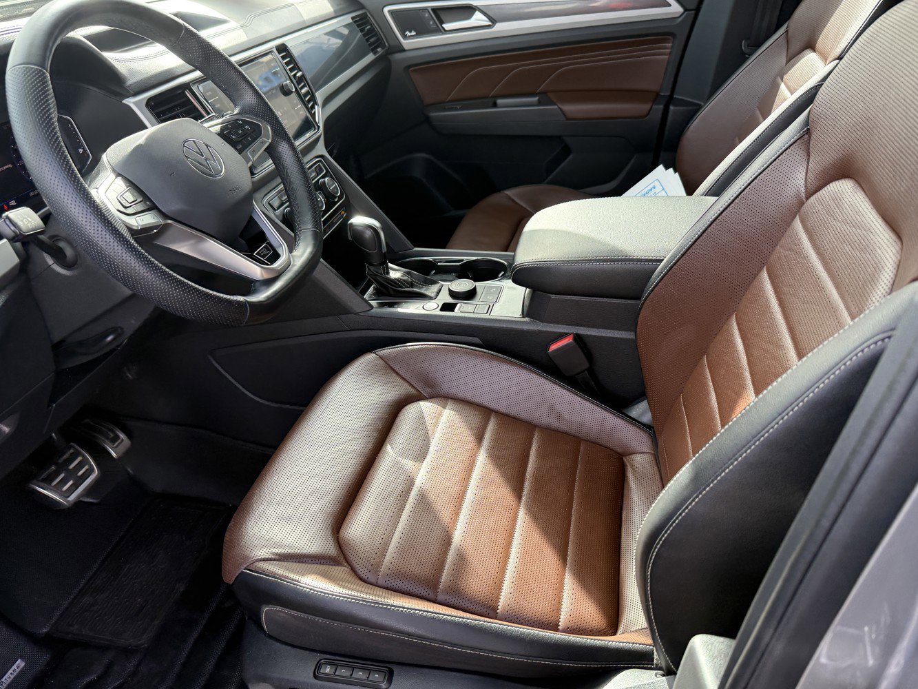 Used 2023 Volkswagen Atlas SEL Premium image 11