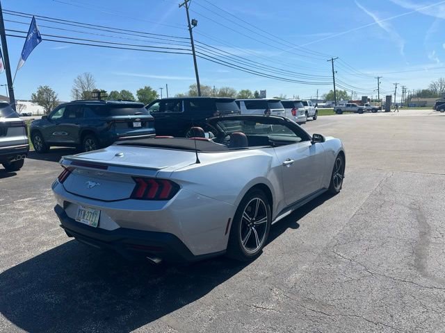 Used 2024 Ford Mustang Premium image 3