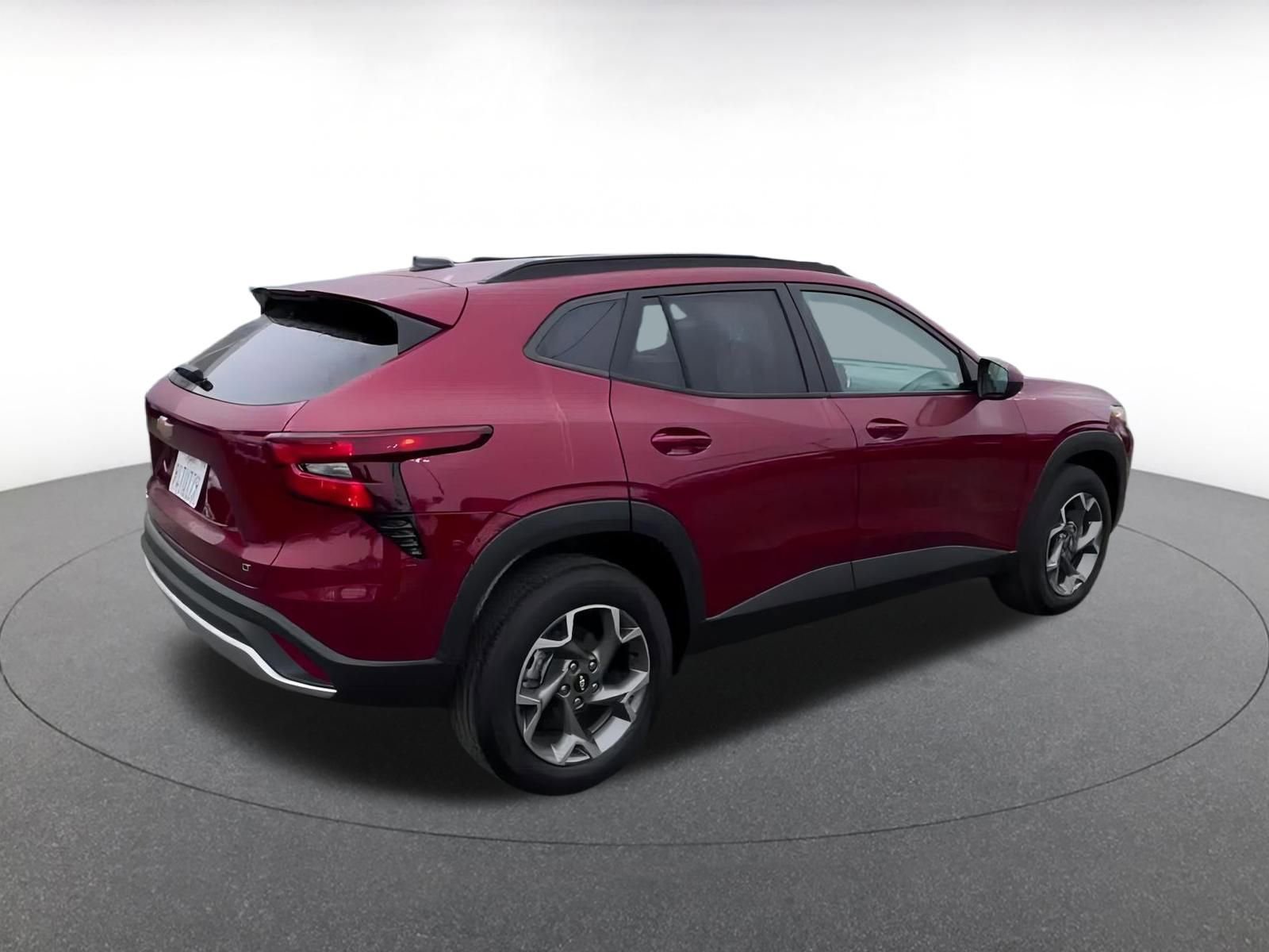 Used 2025 Chevrolet Trax LT image 15