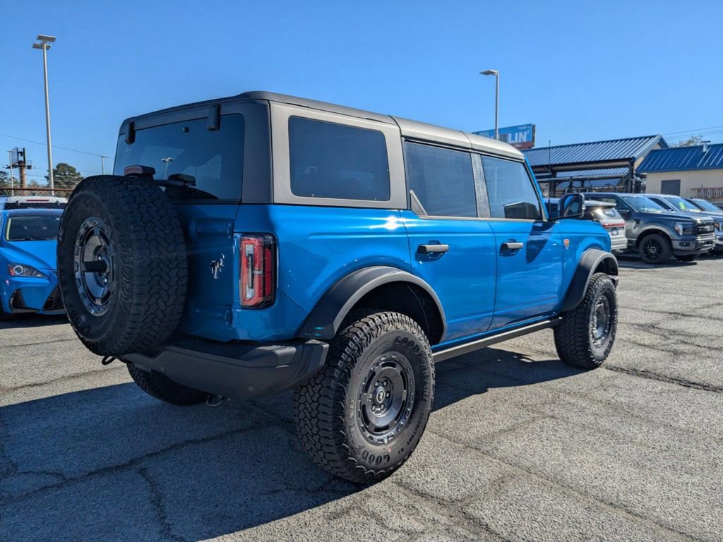 New 2025 Ford Bronco Badlands image 4