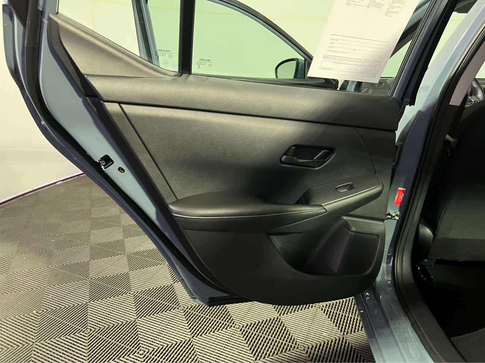 Certified 2024 Nissan Sentra SV FWD image 24