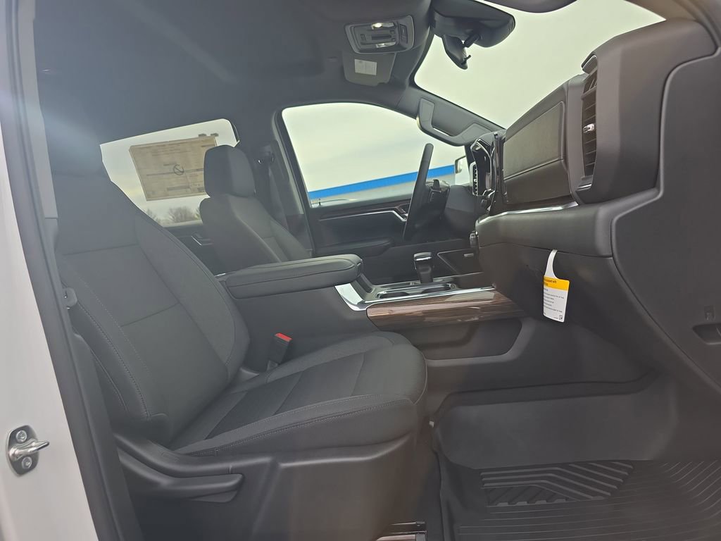 New 2025 Chevrolet Silverado 1500 RST AWD/4WD image 13