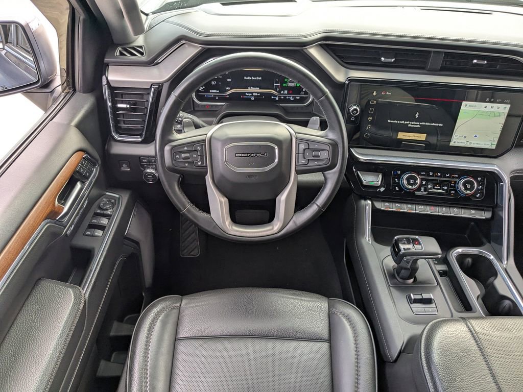 Used 2023 GMC Sierra 1500 Denali w/ Denali Reserve Package AWD/4WD image 16