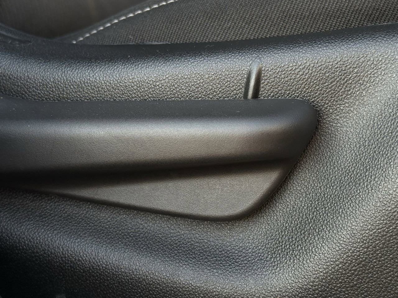 Certified 2025 Chevrolet Blazer LT FWD image 24