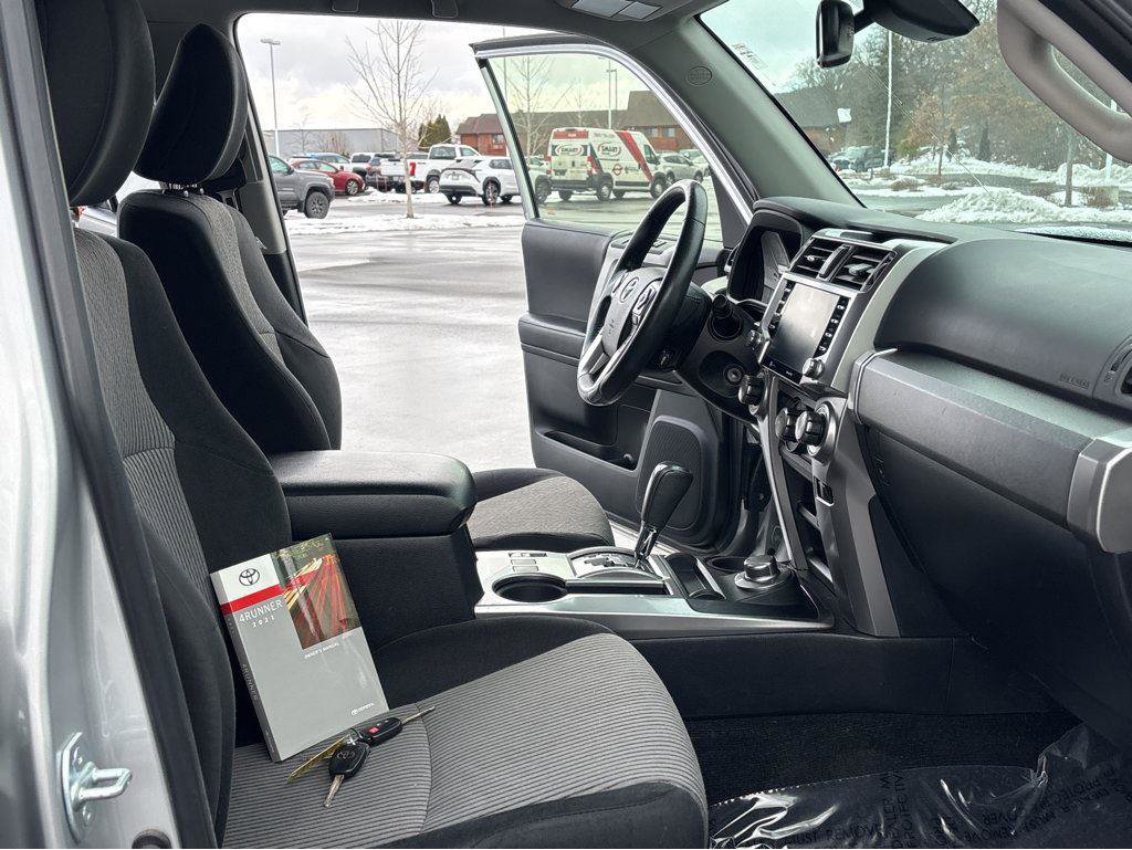 Used 2021 Toyota 4Runner SR5 image 6