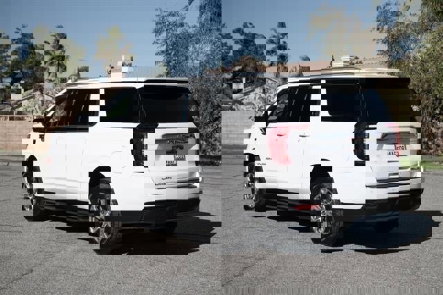 Used 2022 GMC Yukon XL SLE w/ Gmc Pro Safety Plus Package image 79