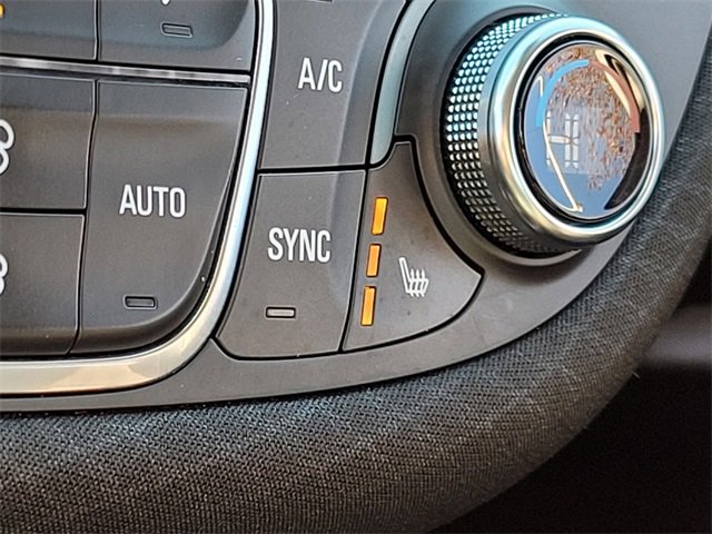 Used 2023 Chevrolet Malibu LT image 25