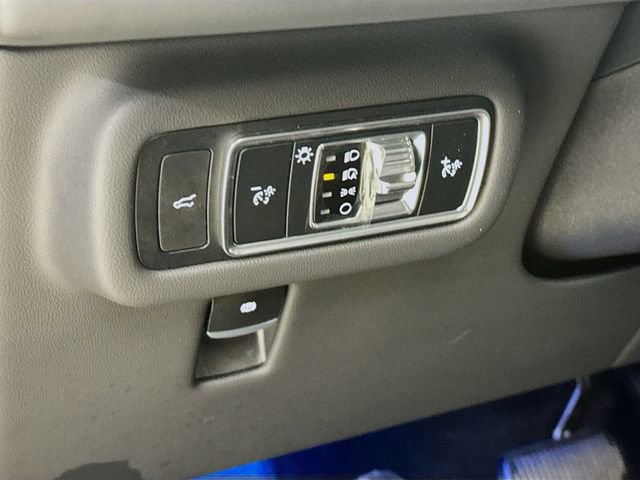 Certified 2024 Lincoln Nautilus Premier w/ Jet Appearance Package image 12