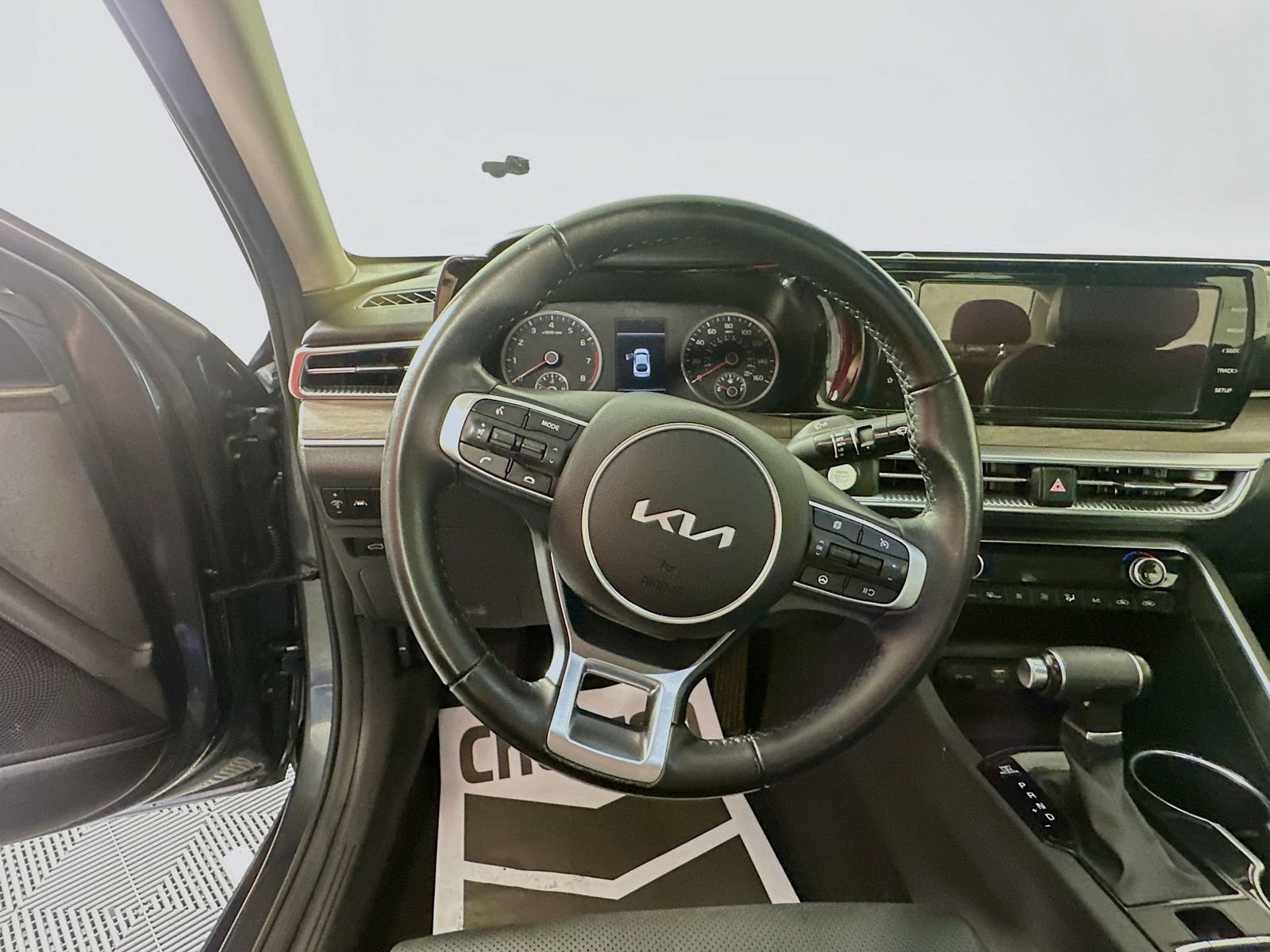 Used 2023 Kia K5 EX FWD image 11
