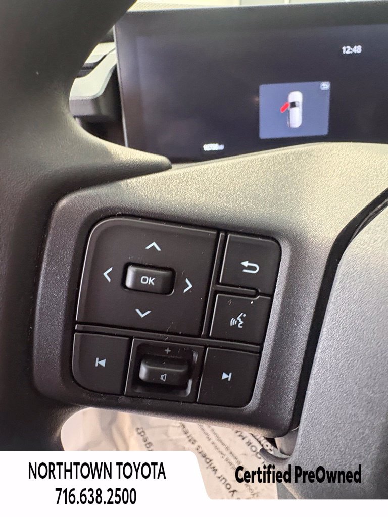 Used 2026 Toyota RAV4 LE AWD/4WD image 29
