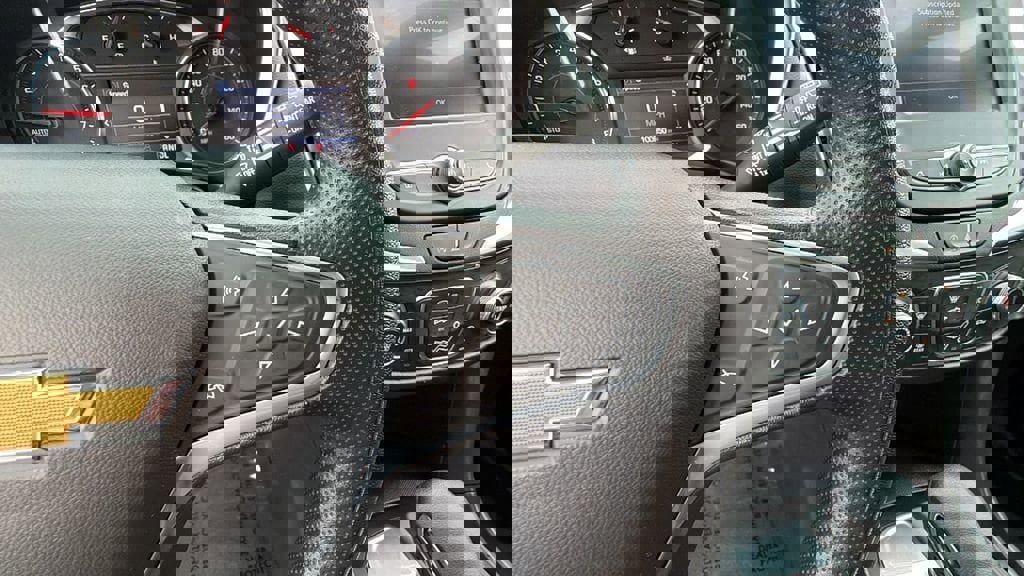 Used 2022 Chevrolet Equinox LT image 24