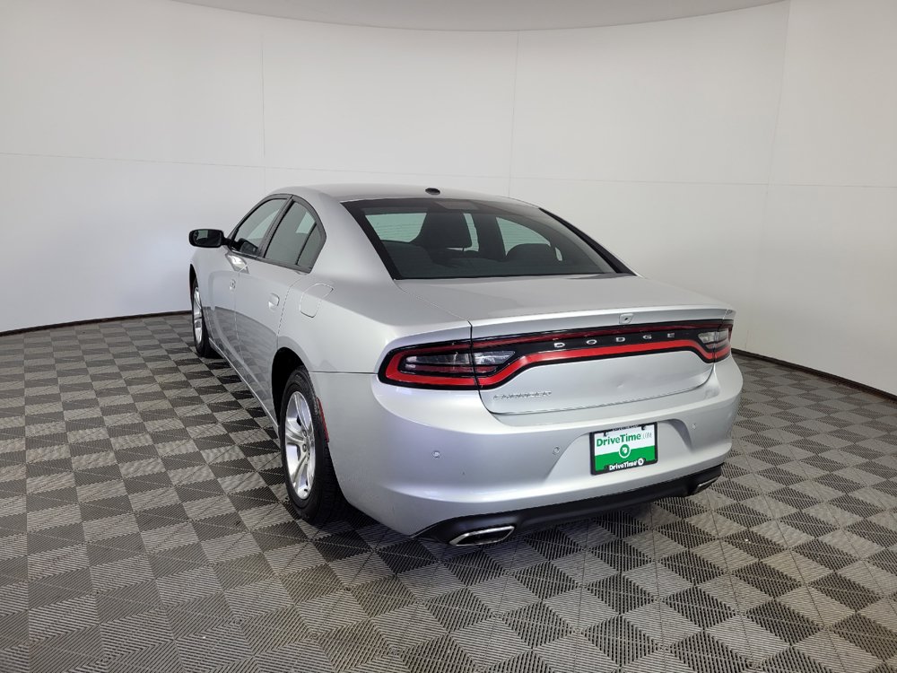 Used 2022 Dodge Charger SXT RWD image 5